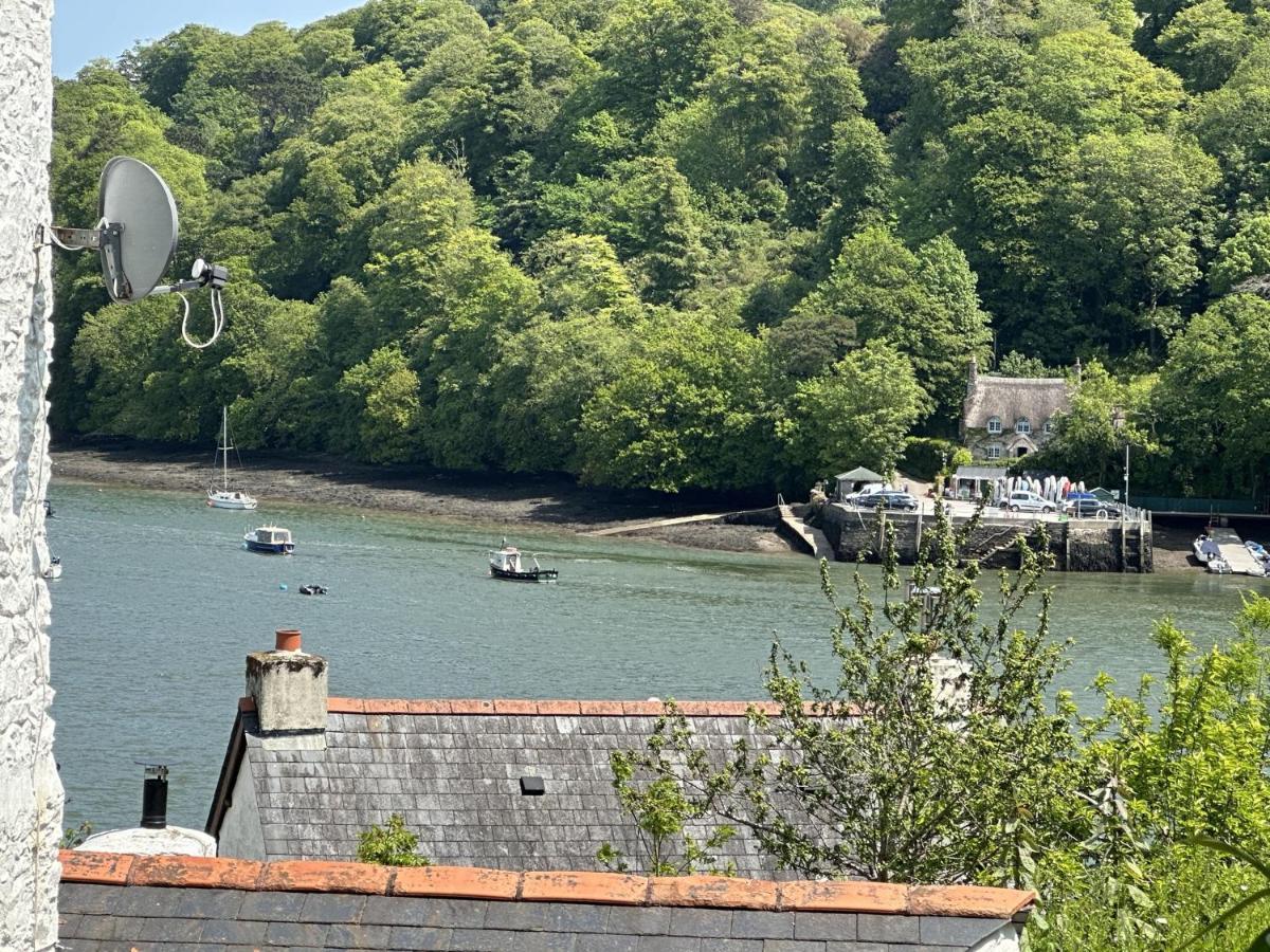 Holly Cottage - Characterful Cottage A Stones Throw From River Dart With Front & Back Patios Dittisham Exterior photo